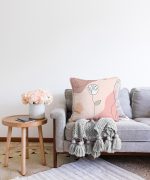 - Sonil-K-5788-Gorsel2 - Realhomes Realhomes Gül Motifli Bohemian Modern Raşel Kadife Yastık Kılıfı Realhomes