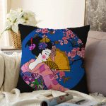 - Sonil-K-5795siyah-Gorsel1 - Realhomes  Çiçek Desenli Yelpazeli Japon Kız Motifli Modern Raşel Kadife Yastık Kılıfı Realhomes