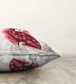 - Sonil-K-5813-Gorsel3 - Realhomes Kırmızı Yelpazeli Şaman Japon Kadın Motifli Raşel Kadife Kırlent Kılıfı Realhomes