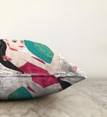 Mavi Yelpazeli Çizgi Motifli Kadın Motifli Dekoratif Raşel Kadife Yastık Kılıfı Realhomes