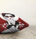 - Sonil-K-5862-Gorsel3 - Realhomes Gözlüklü Cool Japon Kadın Desenli Raşel Kadife Yastık Kılıfı Realhomes