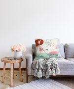 - scootergirl.eps - Realhomes  Fashion Girl Dijital Baskılı Modern Raşel Kadife Yastık Kırlent Kılıfı Realhomes