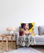 Pop Art Resimli Dijital Baskılı Dekoratif Raşel Kadife Yastık Kırlent Kılıfı Realhomes