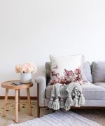 - Sonil-K-743-Gorsel2 - Realhomes Modern Kelebek Dijital Baskılı Dekoratif Raşel Kadife Yastık Kırlent Kılıfı Realhomes