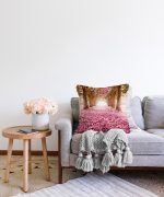 - Sonil-K-82-Gorsel2 - Realhomes Çiçek Bahçesi Dijital Baskılı Dekoratif Raşel Kadife Yastık Kırlent Kılıfı Realhomes