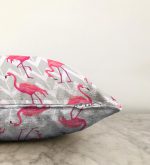 - Sonil-K-943-Gorsel3 - Realhomes  Gri Zigzag Zeminde Flamingolar Temalı Modern Raşel Kadife Yastık Kırlent Kılıfı Realhomes