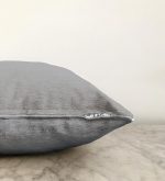 Realhomes Düz Açık Gri Renkli Dijital Baskılı Raşel Kadife Yastık Kırlent Kılıfı Realhomes