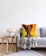- Sonil-K-afrika-kadin-Gorsel2 - Realhomes Etnik Afrika Kadın Motifli Modern Raşel Kadife Yastık Kırlent Kılıfı Realhomes