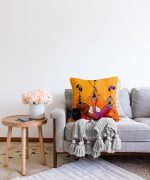 - Sonil-K-arap-3-kiz-Gorsel2 - Realhomes  Etnik Afrika Üç Kadın Motifli Modern Raşel Kadife Yastık Kırlent Kılıfı Realhomes