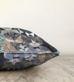 - Sonil-K-kedi-aile-Gorsel3 - Realhomes Kedi Ailesi Desenli Raşel Kadife Yastık Kırlent Kılıfı Realhomes