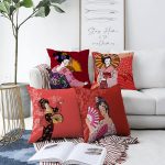- Sonil-K4luset133-Gorsel1 - Realhomes  Çift Taraflı Kırmız Japon Kızlar Tasarımlı 4'Lü Dekoratif Şönil Kırlent Kılıf Seti Realhomes