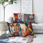 - Sonil-K4luset14-Gorsel1 - Realhomes Çift Taraflı Soyut Sulu Boya Çizimli Fashion Girl Tasarımlı 4'Lü Şönil Kırlent Kılıf Seti Realhomes