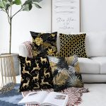 Siyah Zemin Altın Varaklı Dekoratif 4'lü Çift Taraflı Şönil Yastık Kırlent Kılıf Seti Realhomes