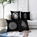 Realhomes Çift Taraflı Modern Black Frida Kahlo Tasarımlı 4'Lü Şönil Kırlent Kılıf Seti Realhomes