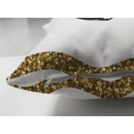 - Suet-K-7153-Gorsel3 - Realhomes Çift Taraflı Beyaz Zemin Üzerinde Gold Ve Siyah Renkli Çizgiler Modern Süet Yastık Kırlent Kılıfı Realhomes