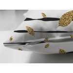 - Suet-K-7163-Gorsel3 - Realhomes  Çift Taraflı Siyah Beyaz Zeminli Gold Yaprak Desenli Dijital Baskılı Modern Süet Yastık Kılıfı Realhomes