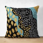 - Suet-K-7174-Gorsel1 - Realhomes  Çift Taraflı Sıyah Beyaz Zeminde Gold Detaylı Renkli Çizim Dijital Baskılı Modern Süet Yastık Kılıfı Realhomes