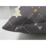 - Suet-K-7178-Gorsel3 - Realhomes Çift Taraflı Gri Zeminde Gold Puantiyeli Çam Ağacı Desenli Dijital Baskılı Modern Süet Yastık Kılıfı Realhomes