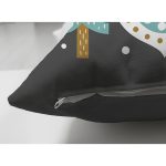 - Suet-K-7242-Gorsel3 - Realhomes Çift Taraflı Renkli Zeminde Kartanesi Ve Yaprak Desenli Dijital Baskılı Modern Süet Kırlent Kılıfı Realhomes