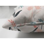 - Suet-K-7263-Gorsel3 - Realhomes Çift Taraflı Beyaz Zeminde Renkli Çiçek Desenli Dijital Baskılı Modern Süet Yastık Kırlent Kılıfı Realhomes