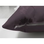 - Suet-K-7274-Gorsel3 - Realhomes Çift Taraflı Renkli Zemin Üzerinde Çiçek Desenli Dijital Baskılı Modern Süet Yastık Kırlent Kılıfı Realhomes