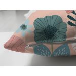 - Suet-K-7281-Gorsel3 - Realhomes  Çift Taraflı Pudra Zemin Üzerinde Çiçek Desenli Dijital Baskılı Modern Süet Yastık Kırlent Kılıfı Realhomes