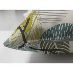 - Suet-K-7287-Gorsel3 - Realhomes Çift Taraflı Beyaz Zemin Üzerinde Yaprak Desenli Dijital Baskılı Modern Süet Yastık Kırlent Kılıfı Realhomes