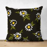 - Suet-K-7311-Gorsel1 - Realhomes Çift Taraflı Siyah Zemin Üzerinde Papatya Desenli Dijital Baskılı Modern Süet Yastık Kırlent Kılıfı Realhomes