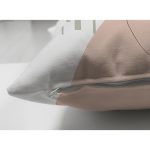 Çift Taraflı Beyaz Zeminde Geyik Desenli Bayan Silüeti Süet Yastık Kırlent Kılıfı Realhomes