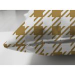 Çift Taraflı Beyaz Zemin Üzerinde Gold Renkli Geometrik Çizimli Modern Süet Yastık Kırlent Kılıfı Realhomes