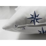 Çift Taraflı Beyaz Zeminli Modern Pusula Desenli Dijital Baskılı Modern Süet Yastık Kırlent Kılıfı Realhomes