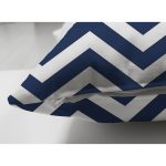 Çift Taraflı Beyaz Zemin Üzerinde Lacivert Renki Geometrik Çizimli Süet Yastık Kırlent Kılıfı Realhomes