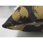 Çift Taraflı Siyah Zemin Üzerinde Gold Detayli Geometrik Çizimli Süet Yastık Kırlent Kılıfı Realhomes