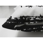 - Suet-K-7674-Gorsel3 - Realhomes  Çift Taraflı Beyaz Zemin Üzerinde Soyut Çizim Dijital Baskılı Modern Süet Yastık Kırlent Kılıfı Realhomes