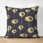 - Suet-K-7691-Gorsel1 - Realhomes Çift Taraflı Siyah Zemin Üzerinde Gold Detaylı Balon Çizimli Modern Süet Yastık Kırlent Kılıfı Realhomes