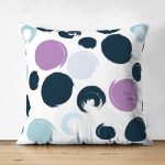 - Suet-K-7769-Gorsel1 - Realhomes Çift Taraflı Beyaz Zeminli Renkli Puantiyeli Dijital Baskılı Modern Süet Yastık Kırlent Kılıfı Realhomes