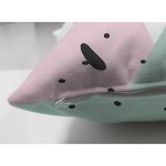 - Suet-K-7786-Gorsel3 - Realhomes Çift Taraflı Renkli Zemin Üzerinde Modern Desenli Siyah Puantiyeli Süet Yastık Kırlent Kılıfı Realhomes