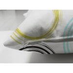 Çift Taraflı Beyaz Zemin Üzerinde Renkli Geometrik Desenli Dijital Baskılı Modern Süet Yastık Kılıfı Realhomes