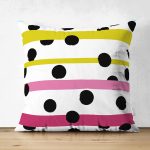 - Suet-K-7805-Gorsel1 - Realhomes Çift Taraflı Beyaz Zemin Üzerinde Modern Renkli Çizgili Siyah Puantiyeli Süet Yastık Kırlent Kılıfı Realhomes