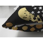 Çift Taraflı Siyah Zemin Üzerinde Gold Detaylı Modern Desenli Modern Süet Yastık Kırlent Kılıfı Realhomes