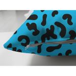 - Suet-K-7844-Gorsel3 - Realhomes Çift Taraflı Renkli Zemin Üzerinde Modern Puantiye Desenli Dijital Baskılı Modern Süet Yastık Kılıfı Realhomes