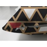 Çift Taraflı Siyah Zemin Üzerinde Gold Renkli Geometrik Desenli Modern Süet Yastık Kırlent Kılıfı Realhomes