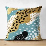 Çift Taraflı Renkli Zemin Üzerinde Modern Desenli Dijital Baskılı Modern Süet Yastık Kırlent Kılıfı Realhomes