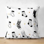 Çift Taraflı Beyaz Zemin Üzerinde Modern Çorap Desenli Süet Yastık Kırlent Kılıfı Realhomes