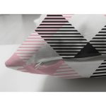 - Suet-K-7923-Gorsel3 - Realhomes Çift Taraflı Beyaz Zeminli Siyah Ekose Desenli Dijital Baskılı Modern Süet Yastık Kırlent Kılıfı Realhomes