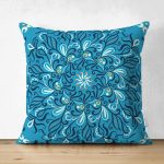 Çift Taraflı Renkli Zemin Üzerinde Çini Desenli Dijital Baskılı Modern Süet Yastık Kırlent Kılıfı Realhomes