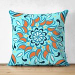 Çift Taraflı Renkli Zemin Üzerinde Çini Desenli Dijital Baskılı Modern Süet Yastık Kırlent Kılıfı Realhomes