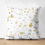 Çift Taraflı Beyaz Zemin Üzerinde Gold Detaylı Geometrik Desenli Süet Yastık Kırlent Kılıfı Realhomes