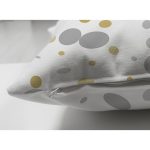 Çift Taraflı Beyaz Zemin Üzerinde Gold Detaylı Geometrik Desenli Süet Yastık Kırlent Kılıfı Realhomes