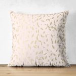 Çift Taraflı Pastel Zemin Üzerinde Gold Detaylı Geometrik Desenli Süet Yastık Kırlent Kılıfı Realhomes